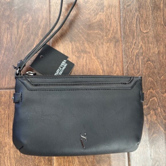 Simply Vera Wang Joyce Wristlet in Black - NWT - Picture 2 of 7